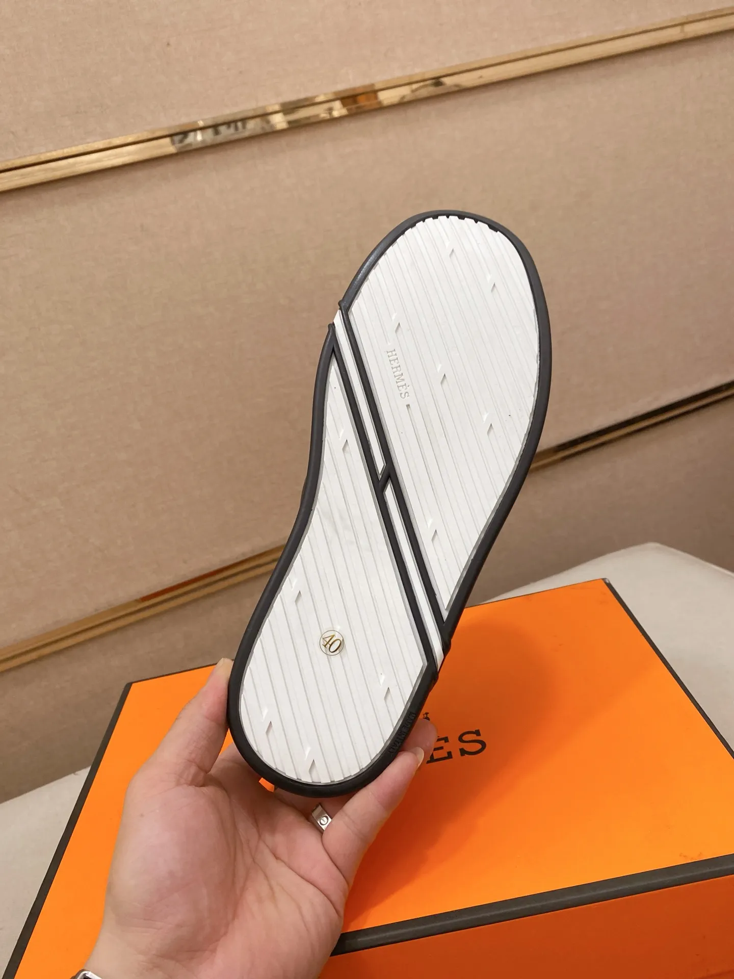 Men's clothing and shoes💰: 442💰《HERMES》【Classic original single version】Hermès; top 🔝purchase agent🔍🔍men's latest 🇺🇸 counter sales simultaneously, imported from Italy original ▲▲cowhide ▲▲ (high-end, nobility, class) ) Exquisite workmanship (Italian 🇮🇹 imported water-dyed 🐂 cowhide lining) sole: original sole provided by the original factory, ⚠️exclusive double-layer activity·TPR·rubber·combined molded outsole; super comfortable·wear-resistant·non-slip·environmental protection The real thing is more beautiful if you take the real thing (high quality, follow the order). You can enter and exit the counter at will * Number of yards: 38-44 (45 can be customized and cannot be returned or exchanged)